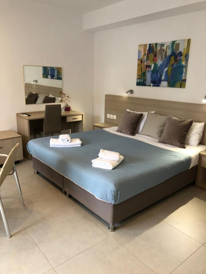 Vanessa House Luxury Apartments Skiathos Town Exterior foto