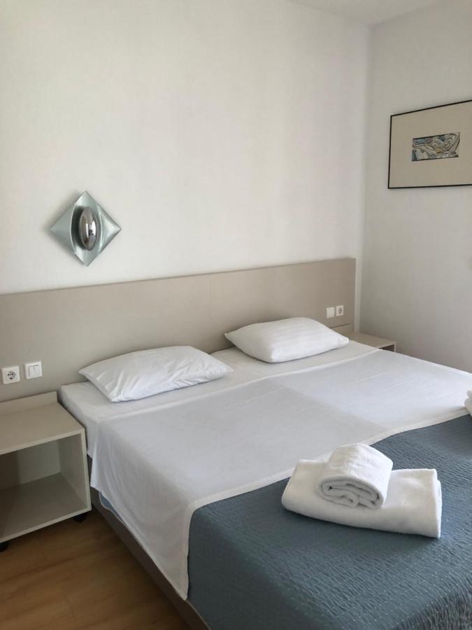 Vanessa House Luxury Apartments Skiathos Town Exterior foto