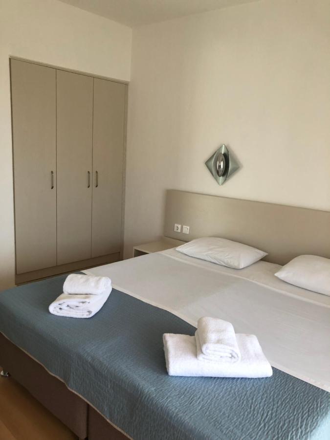 Vanessa House Luxury Apartments Skiathos Town Exterior foto
