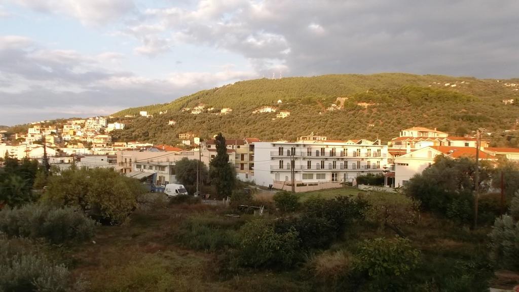 Vanessa House Luxury Apartments Skiathos Town Exterior foto