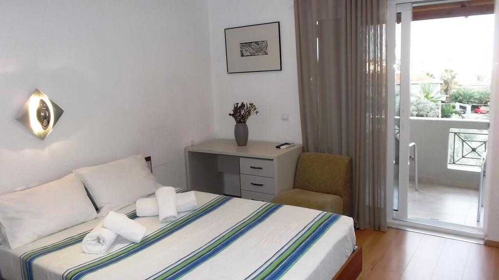Vanessa House Luxury Apartments Skiathos Town Exterior foto