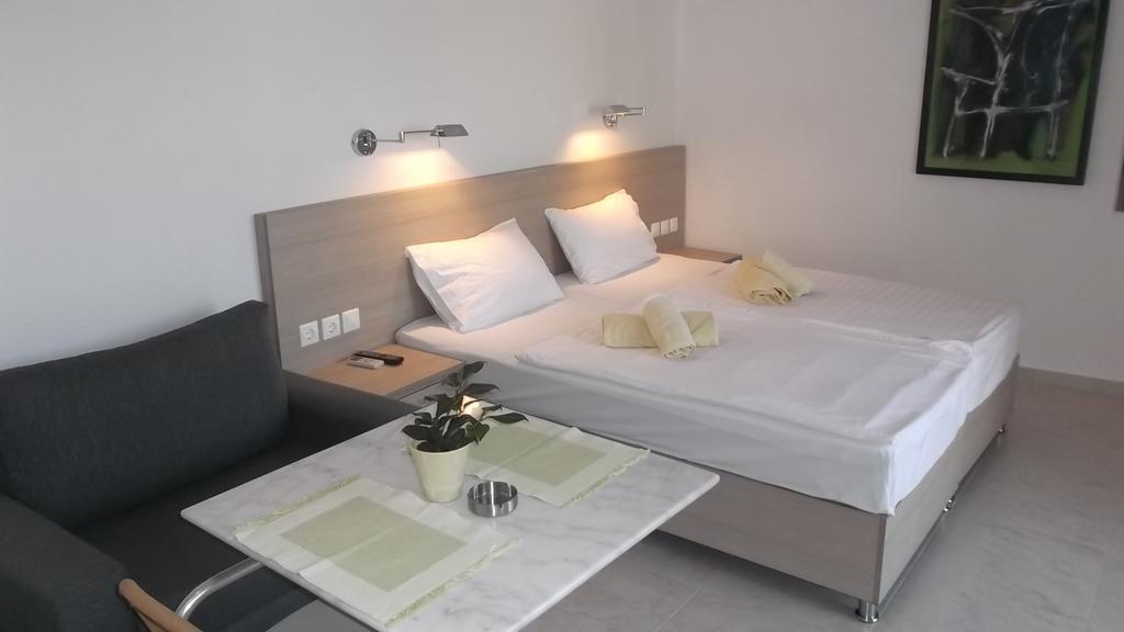 Vanessa House Luxury Apartments Skiathos Town Exterior foto