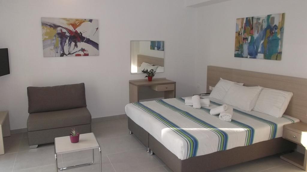 Vanessa House Luxury Apartments Skiathos Town Exterior foto