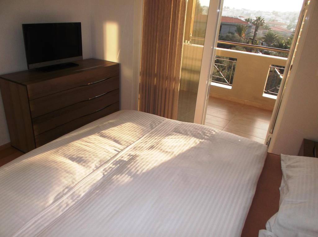 Vanessa House Luxury Apartments Skiathos Town Exterior foto