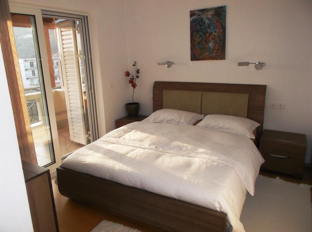 Vanessa House Luxury Apartments Skiathos Town Exterior foto