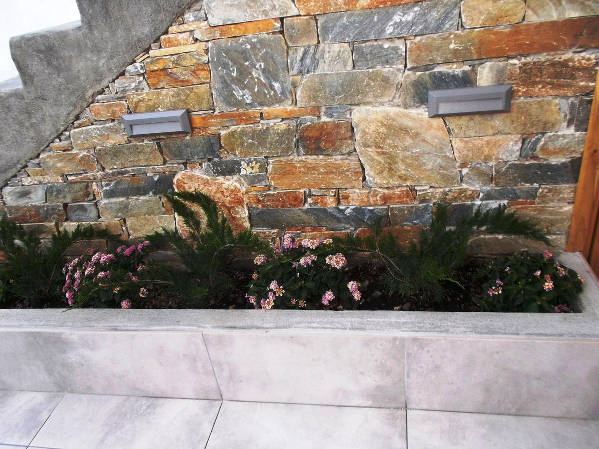 Vanessa House Luxury Apartments Skiathos Town Exterior foto