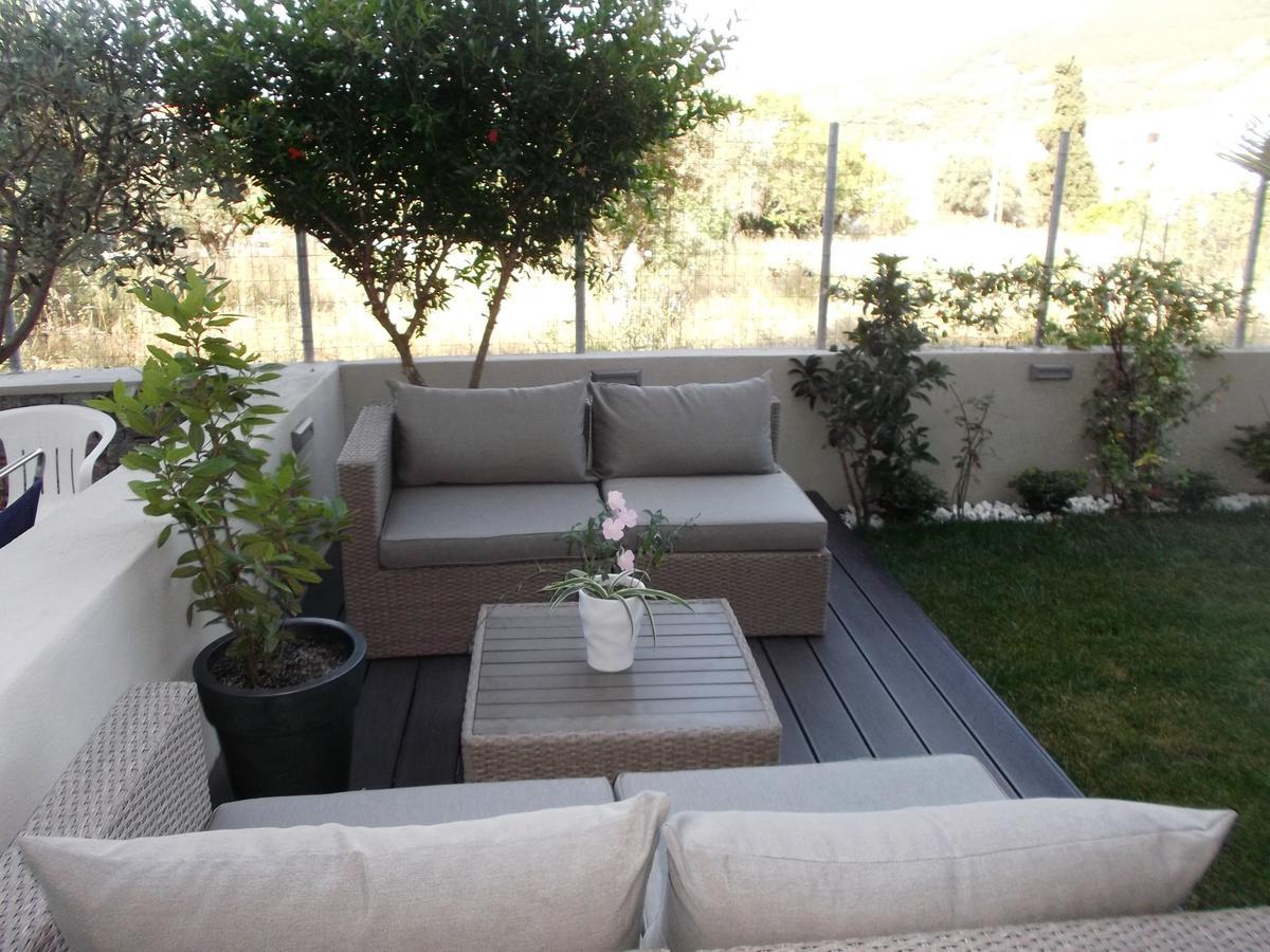 Vanessa House Luxury Apartments Skiathos Town Exterior foto